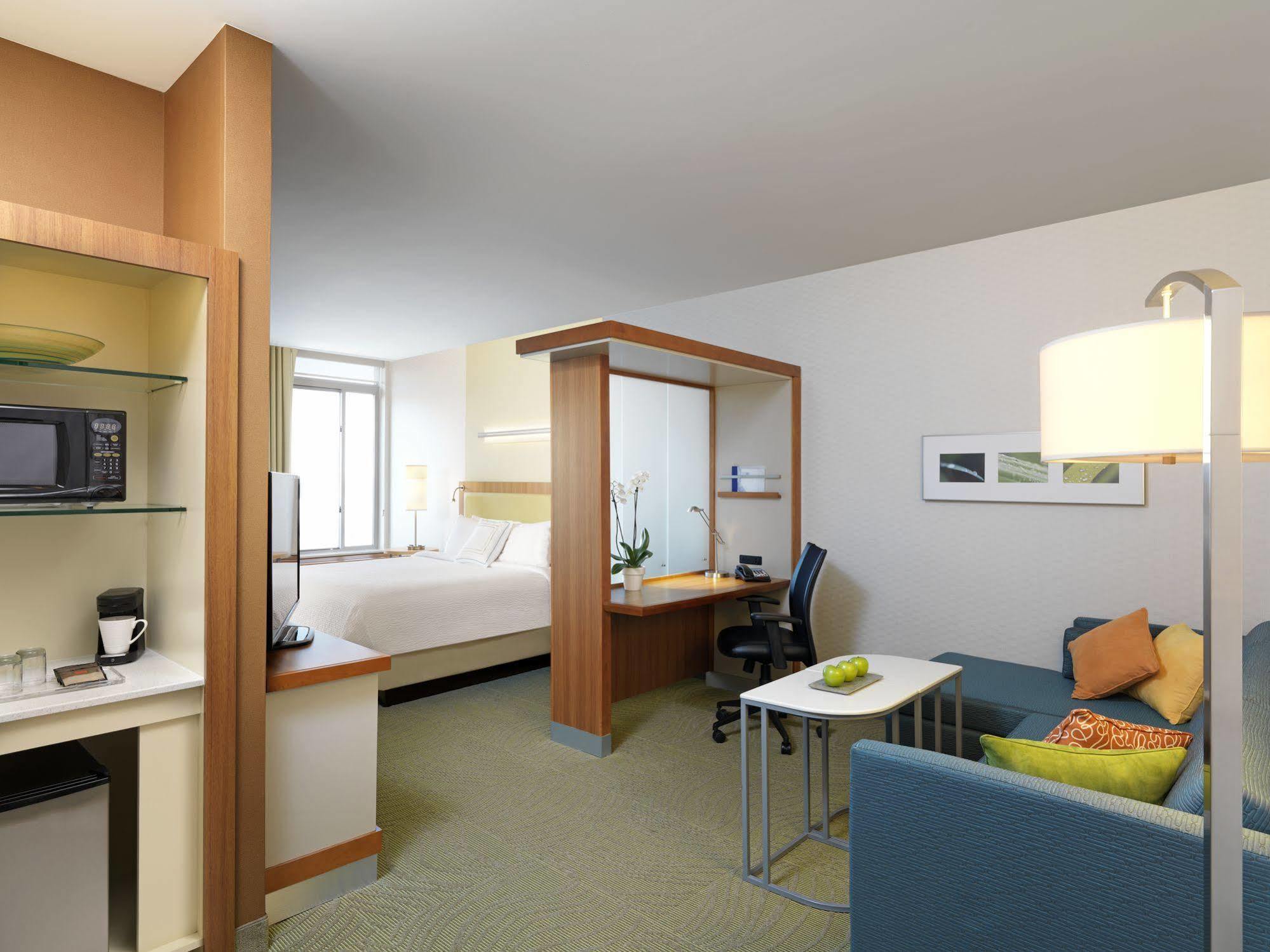 Springhill Suites By Marriott Mount Laurel Exterior photo